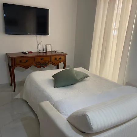 Casa Carla … Per Le Tue Vacanze * Ventimiglia
